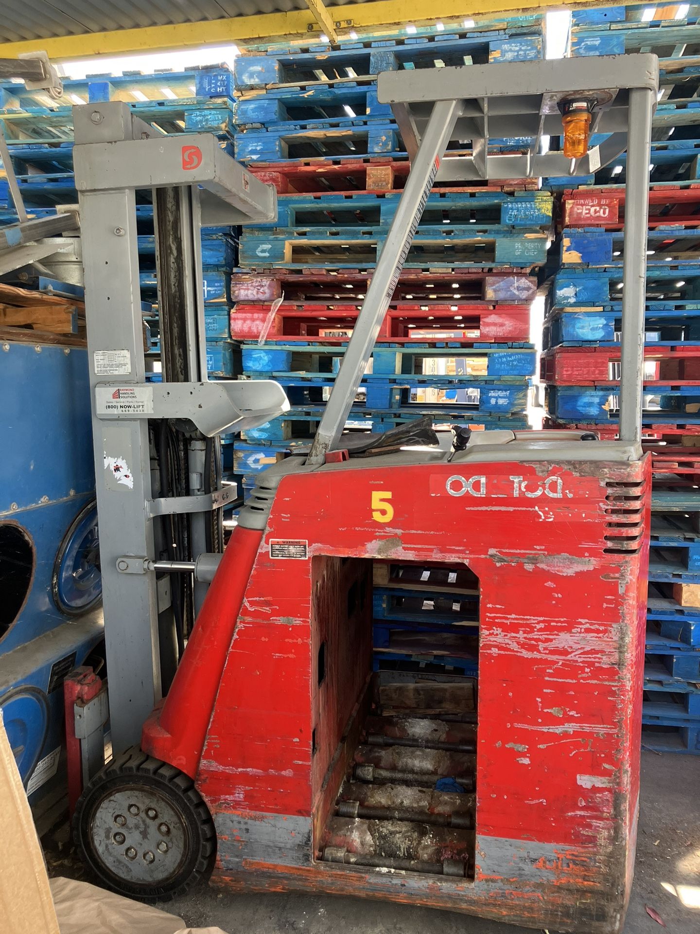 Raymond Forklift