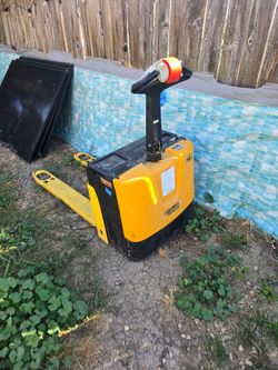 Electric Pallet Jack