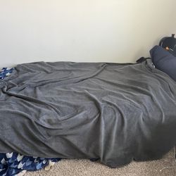 Bed w/ Mattress 