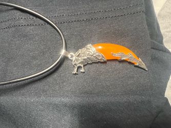 Wolf pendent