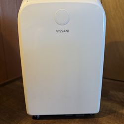 VISSANI 8,000 BTU Portable Air Conditioner