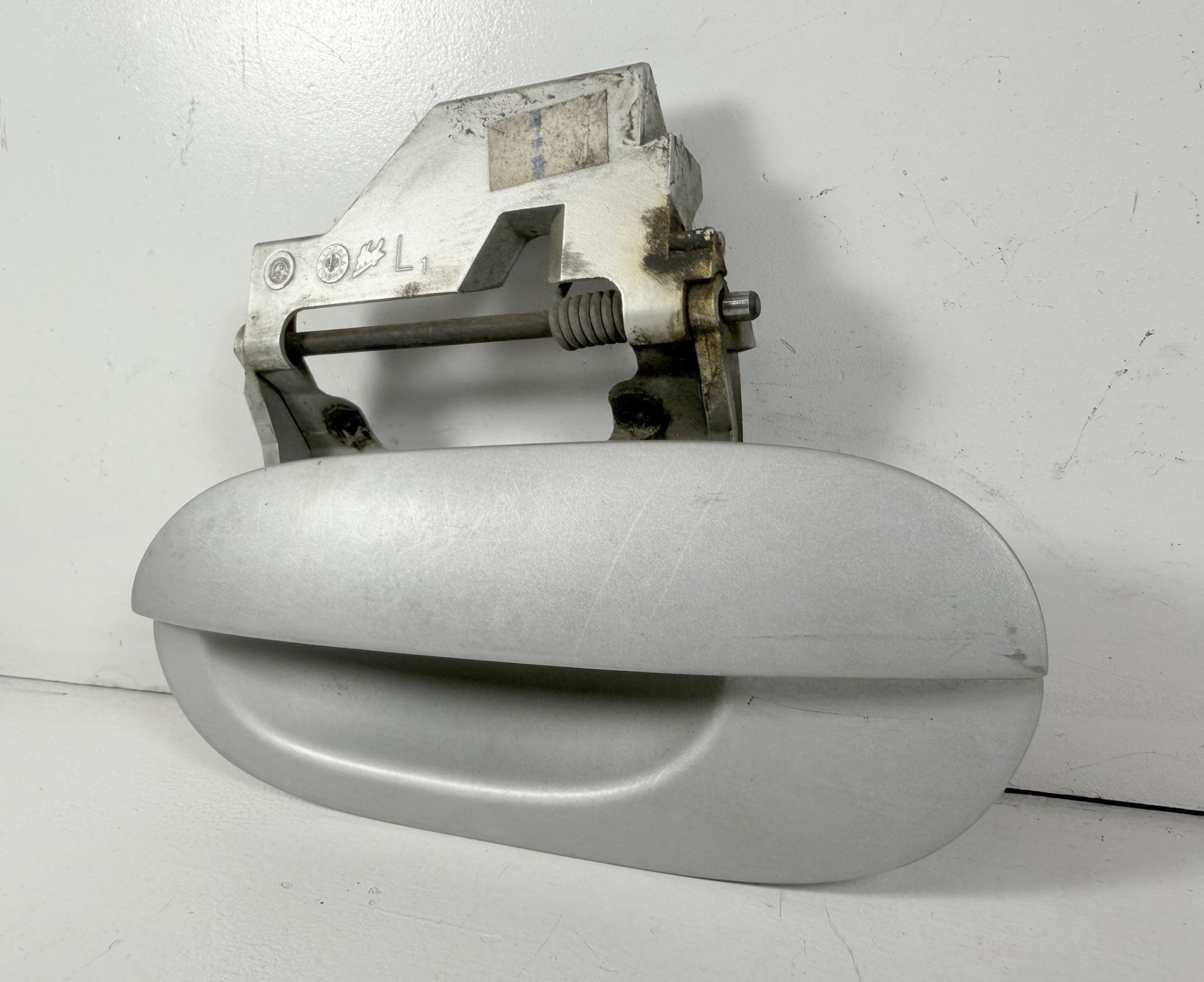 BMW E39 M5 540i 528i DRIVER REAR DOOR HANDLE