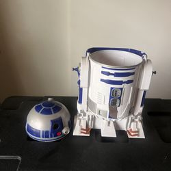 R2-D2 Popcorn Bucket. 