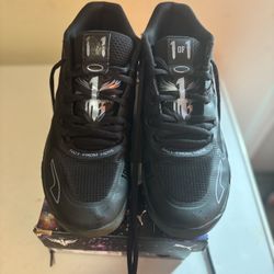 MB1 puma Black size 12