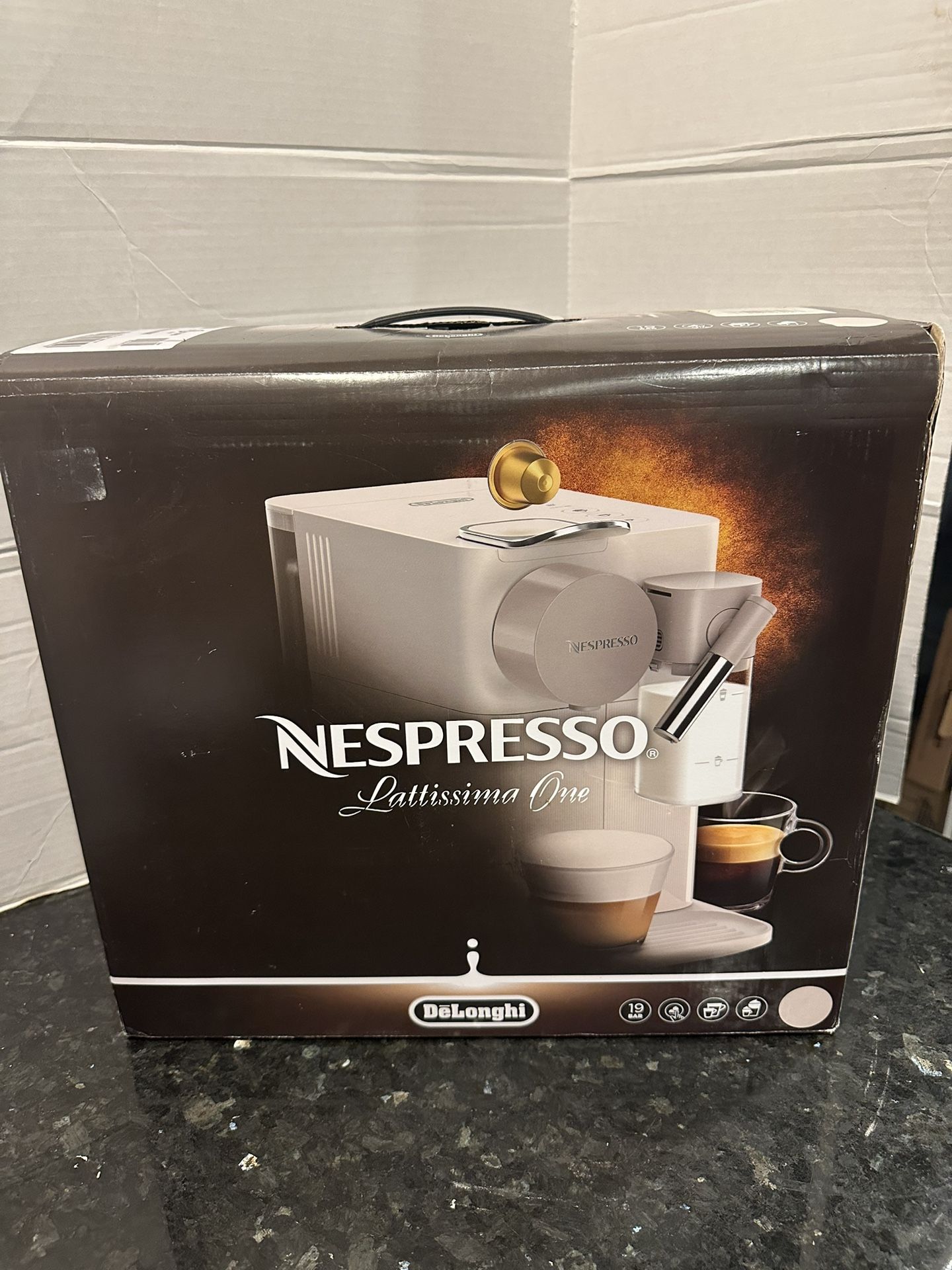 Nespresso Lattissima One Original Espresso Machine with Milk Frother by De'Longhi, Silky White