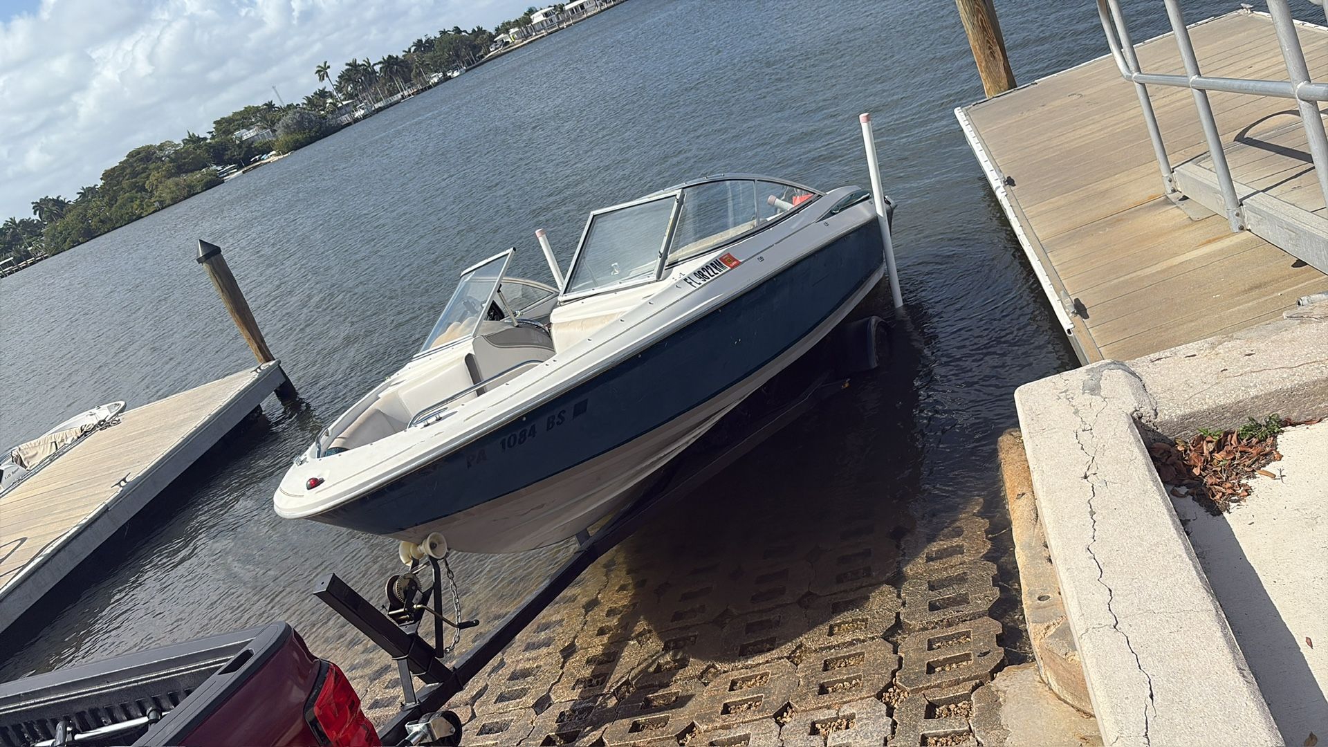 Boat Maxum