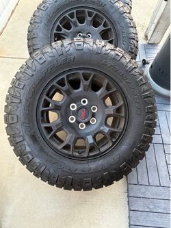 Oem trd rims for 4th gen tacoma 24 to 26 and tires