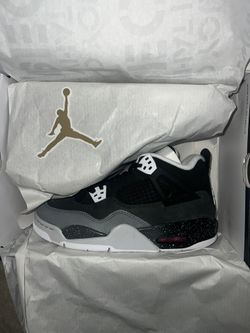 Nike Air Jordan 4 Retro (Fear)