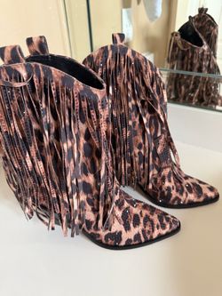 Jessica Simpson boots
