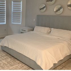 King Bed With Front Drawers 