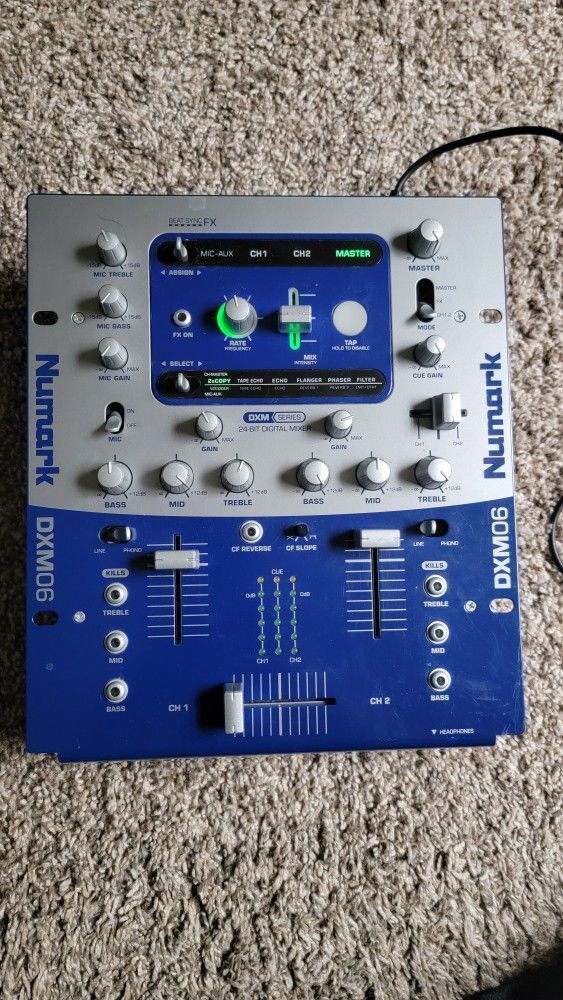 NUMARK DXM06 Mixer