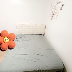 Bed Full Size 