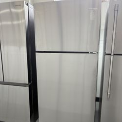 AMANA 30”  18.2 Cu Ft Refrigerator 