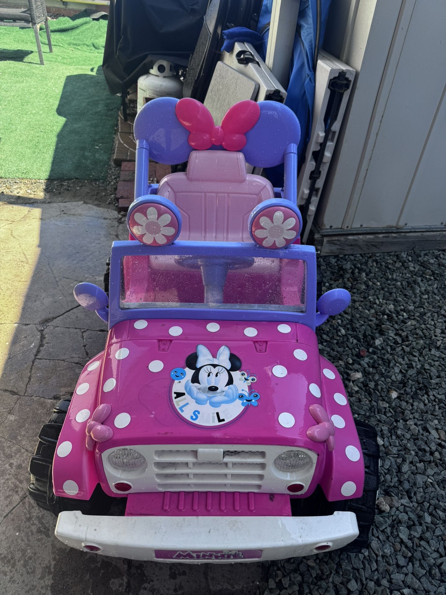 Minnie Mouse Car