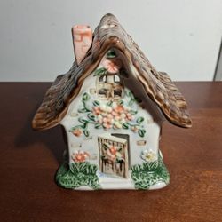 Garden Cottage 4 1/2" ceramic tea light holder $10 FIRM
