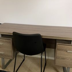 Desk With Filing Cabinet 