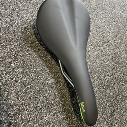 Road Bike Saddle - Fabric