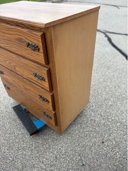 4-Drawer Chest