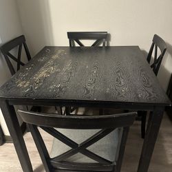Dining Room Table & 4 Chairs