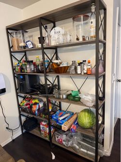 Pantry / Book Shelf