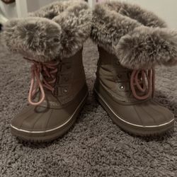 Girls Snow Boots Size 10
