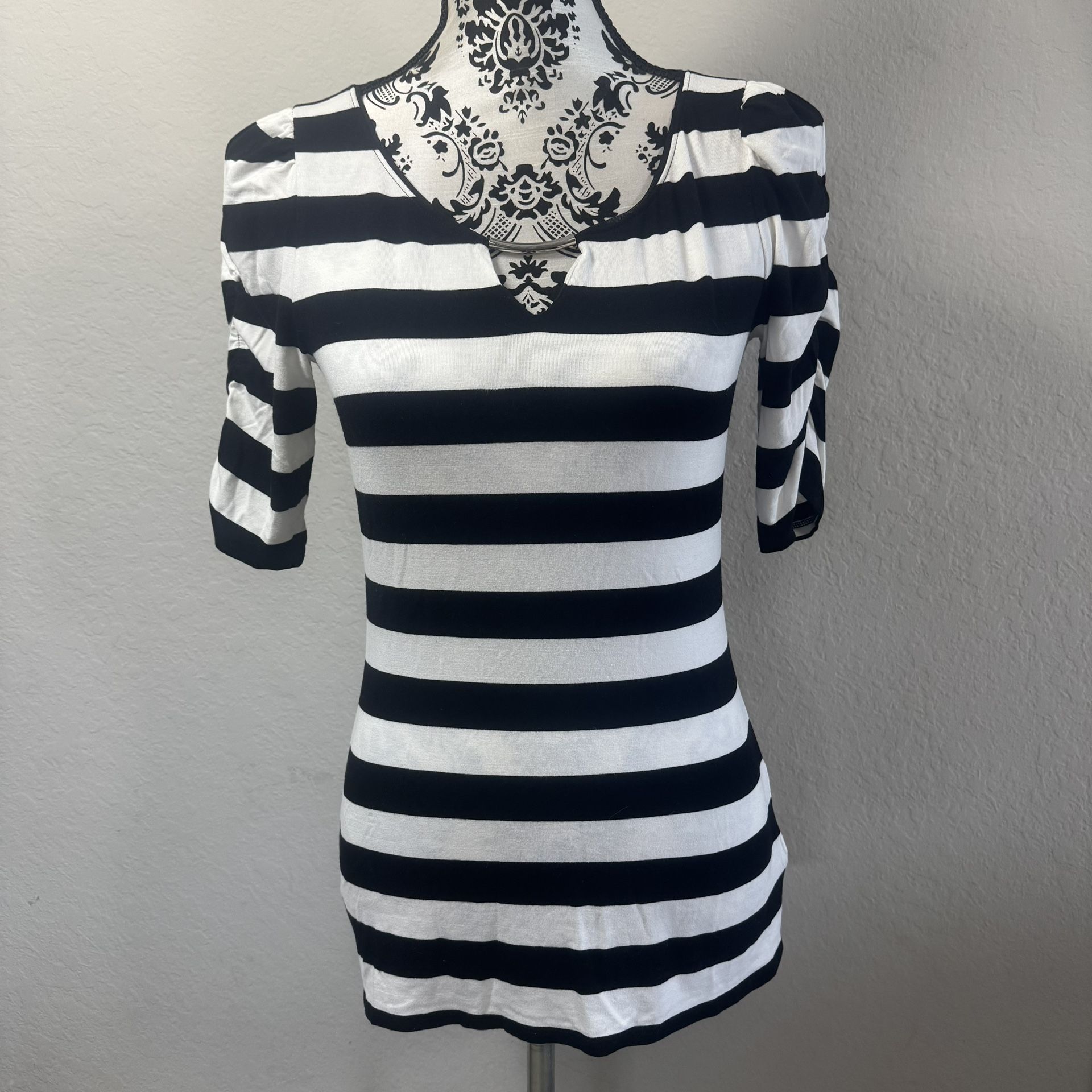 White House Black Market Striped Top Short Sleeve Black White Size S Stretch
