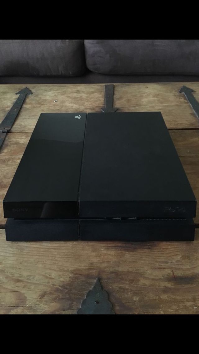 like new ps4 500gb black console