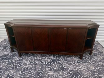 Buffet/ TV Console