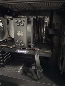 Custom Gaming PC – Ryzen 5 3600XT / RX 5600 XT / 16GB RAM / 500GB SSD