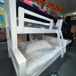 Twin Full White Bunk bed With Mattresses Colchones
