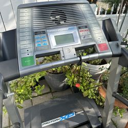 Treadmill 