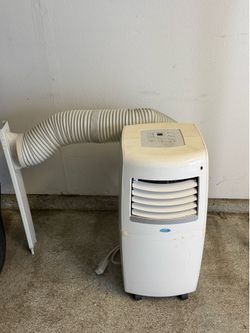 Horizontal sliding window room a/c unit