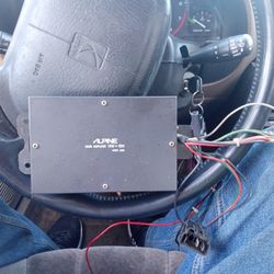 Alpine Mini Amplifier 