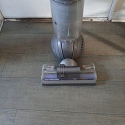 Dyson Ball Complete Vacuum