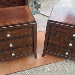 Huntington furniture 2 nightstands large nightstand dark brown L27”*D17”*H28”(address in description 👇delivery 🚚 available within 15 miles for extra