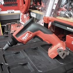 MILWAUKEE M18 FUEL BRUSHLESS SCREW GUN (TOOL ONLY)