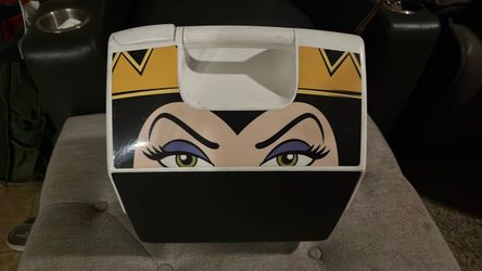 Custom Disney’s evil queen lunchpail