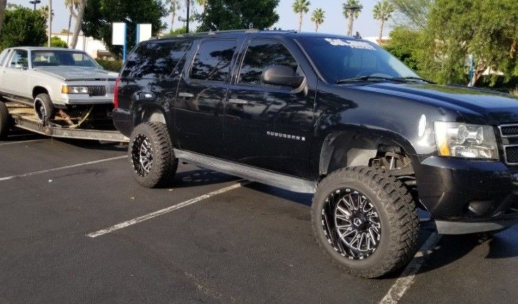 08 2500 Suburban 