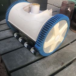 Pool Cleaner Hayward 4 Wheeler 