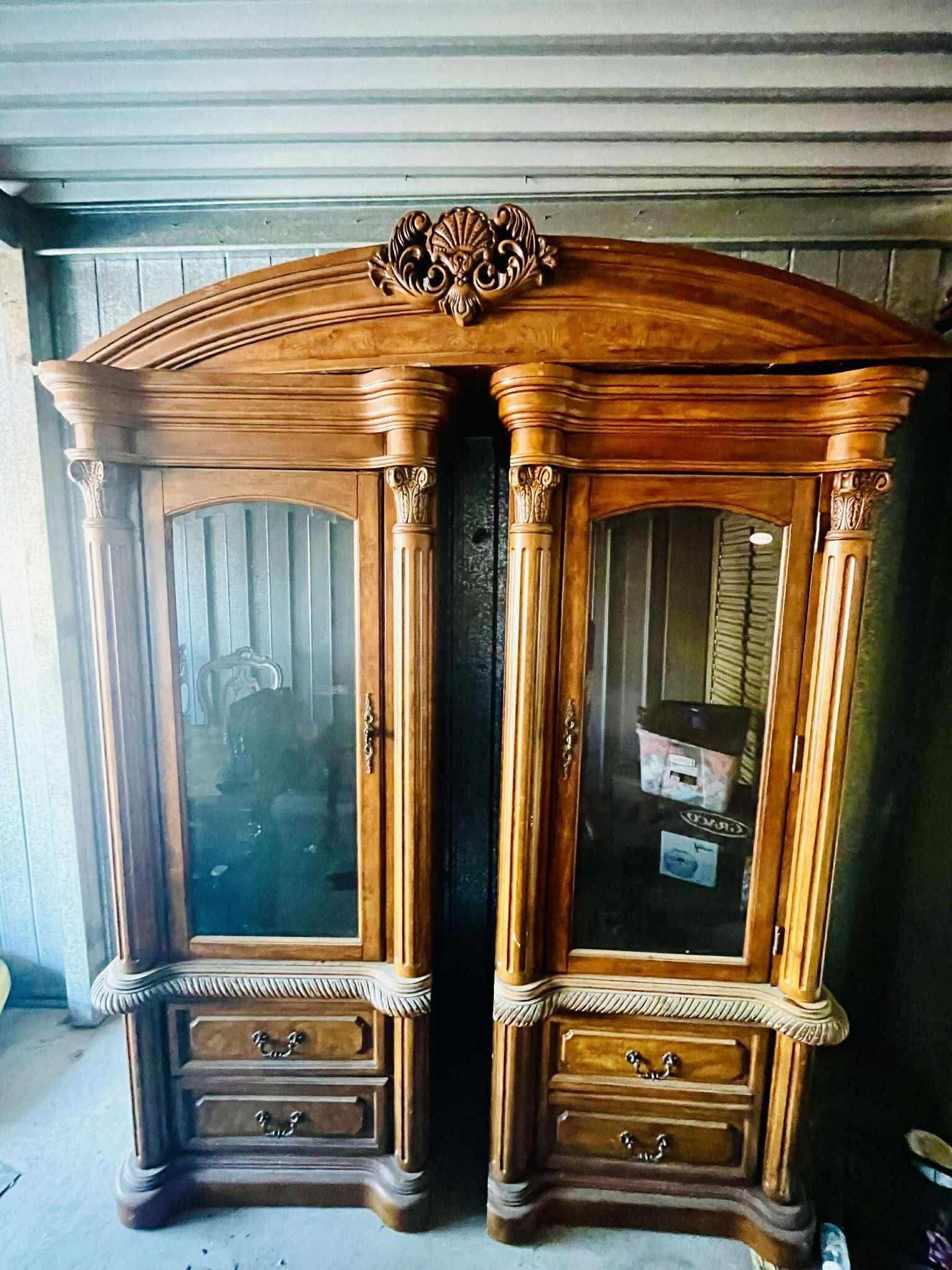 China Cabinet 