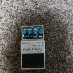 Guitar Delay Pedal Boss DD-2