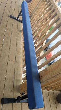 Gymnastic balance beam