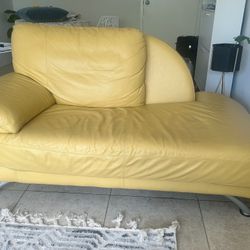 loveseat