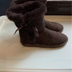 Girls Boots