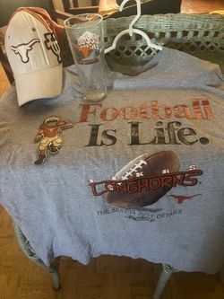 4 Tx Longhorn items