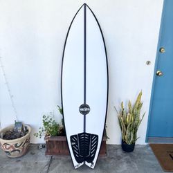 Excellent 5’8” (32L) JS Black Baron Fish Epoxy Surfboard