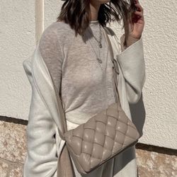 JW PEI CROSSBODY BAG