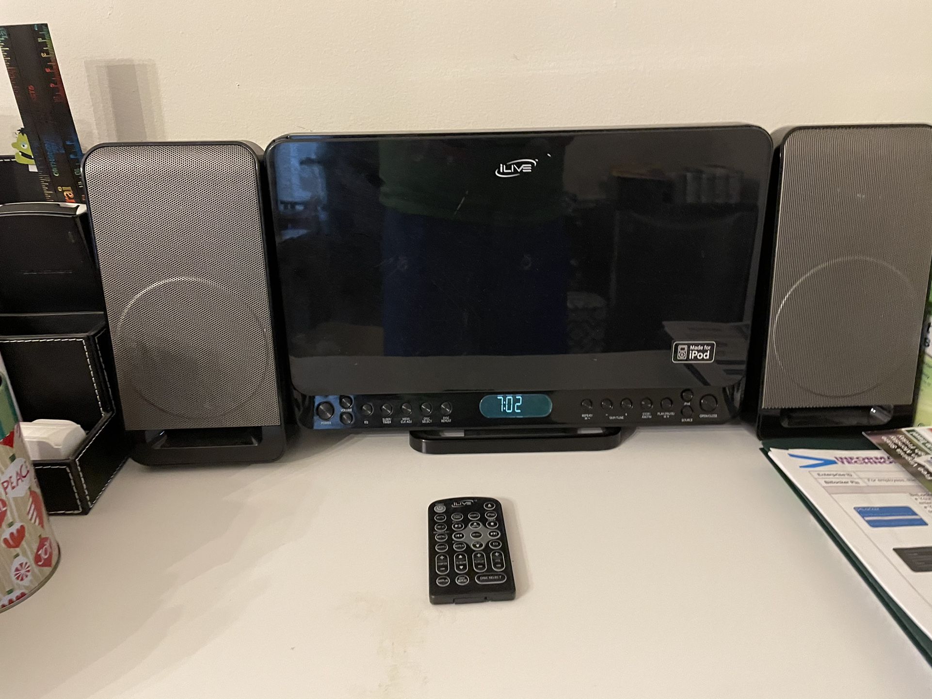 Dual CD Player, AM/FM stereo W iPod Connector (w Remote)