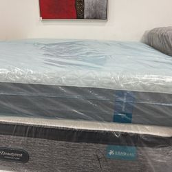 KING SIZE TEMPURPEDIC ON SALE $749
