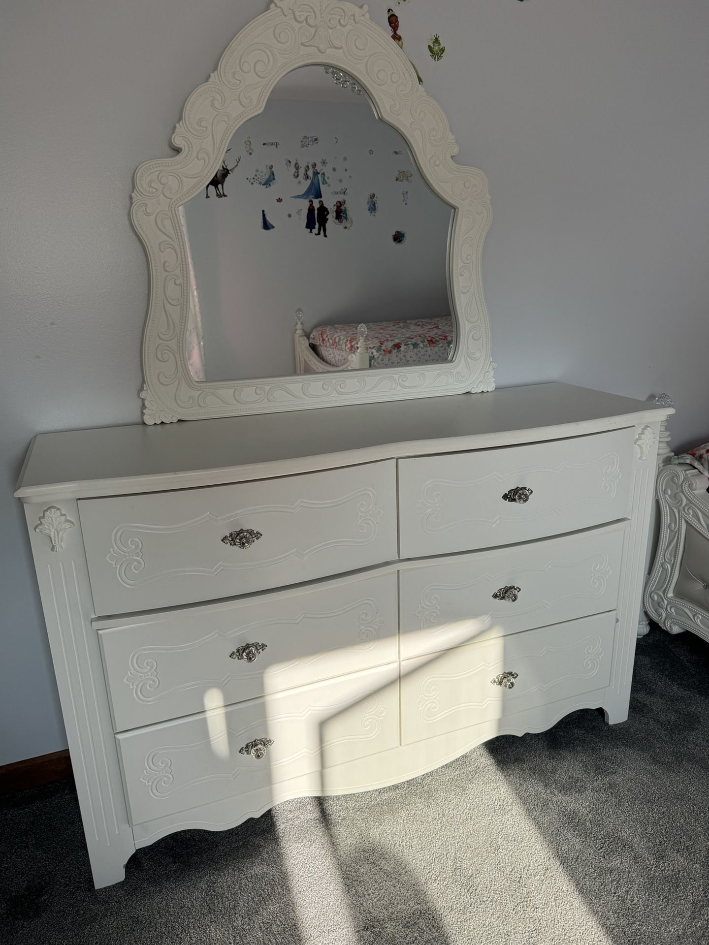 white mirror dresser